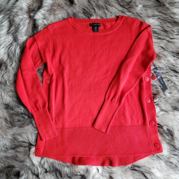 🌺 NWT! Red Sweater 🌺 - Picture 1 of 5